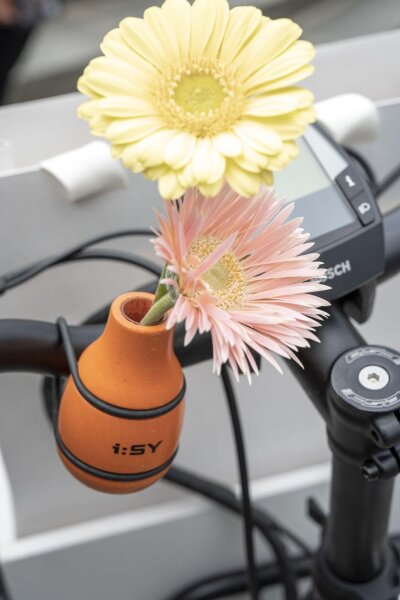 i:SY Blumenvase